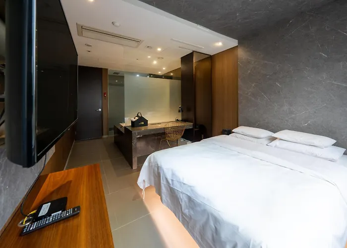 Hotel The Designers Hongdae